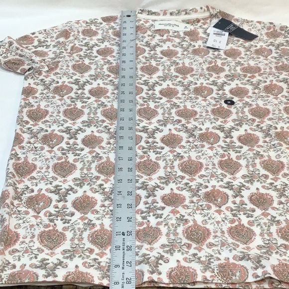 A & F NWT crew neck Victorian print top - Picture 5 of 7